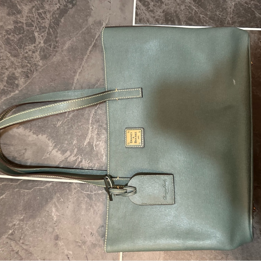 Green dooney and bourke purse